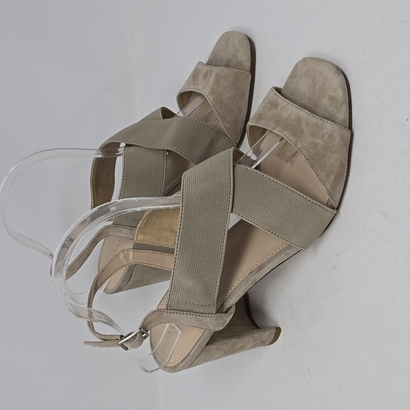 Pelle Moda Nolyn Strapy Block Sandals Taupe Color Size 10M - Picture 3 of 7